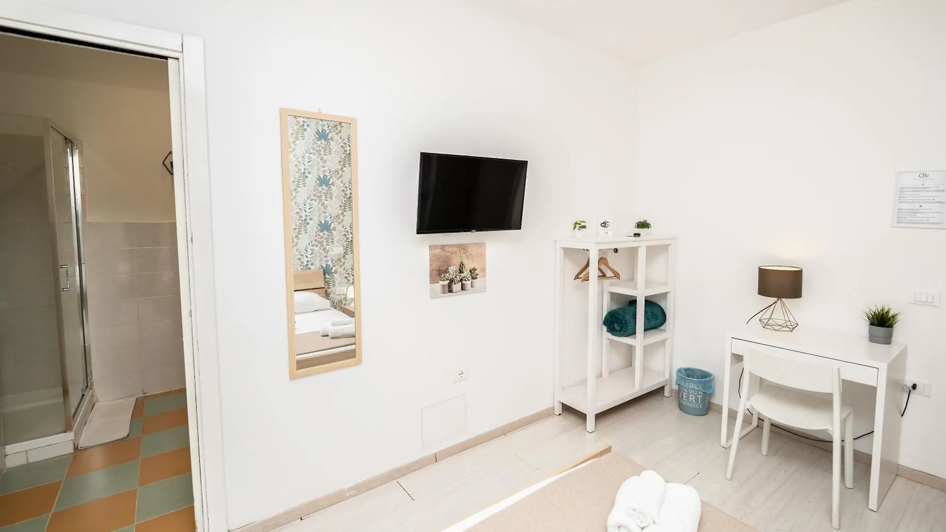 Central Room 128L Palermo Italy
